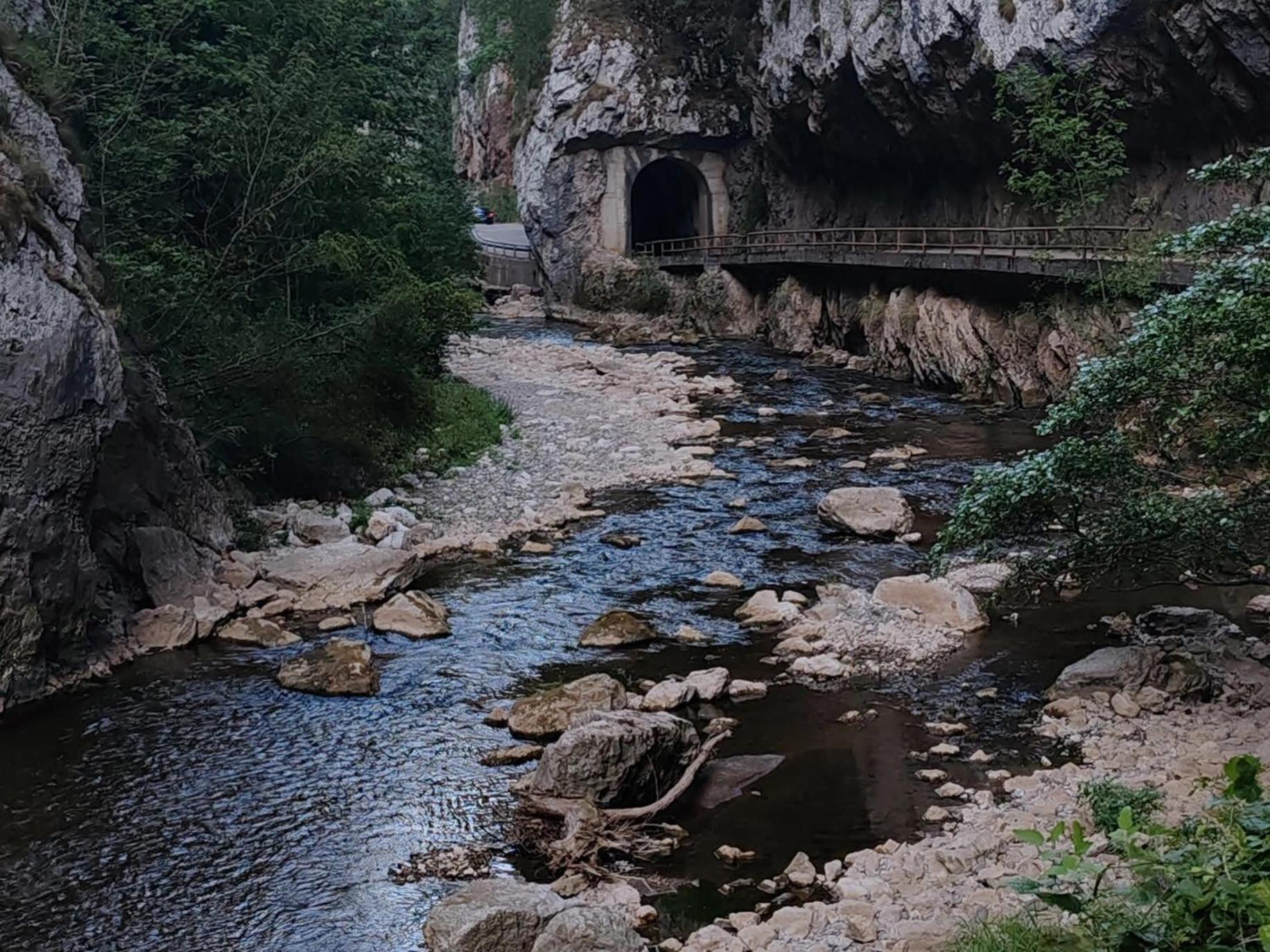 Juzni Vetar Ξενοδοχείο Trnski Odorovci Εξωτερικό φωτογραφία