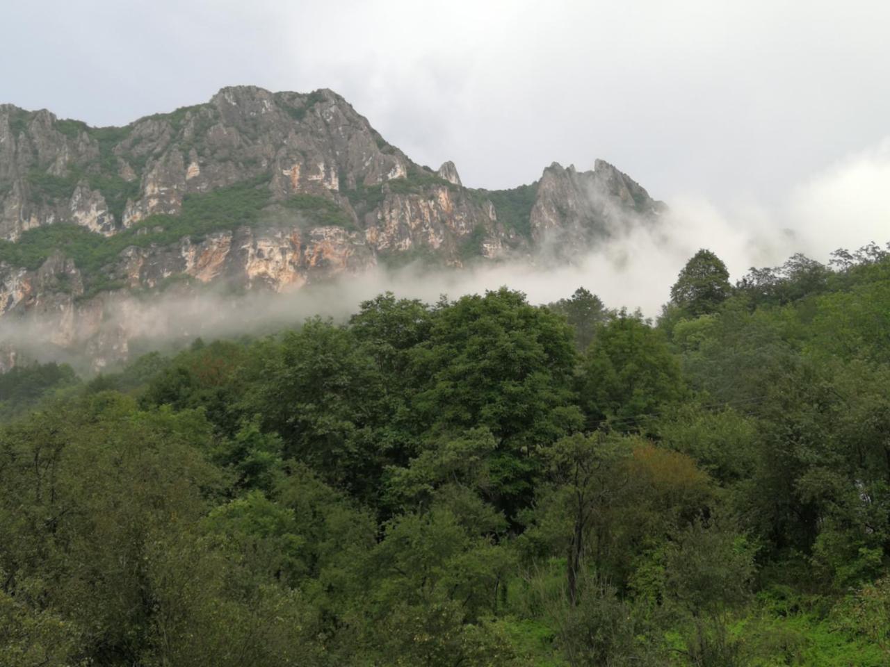 Juzni Vetar Ξενοδοχείο Trnski Odorovci Εξωτερικό φωτογραφία